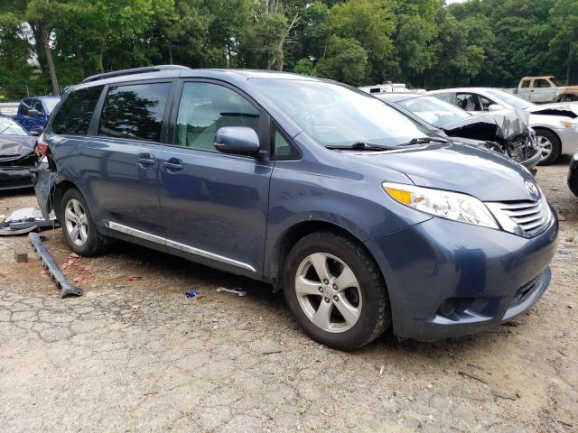 Photo 4 from auction – 2017 TOYOTA SIENNA LE with VIN 5TDKZ3DC2HS871091