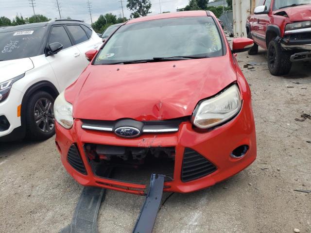 Снимка 5 от търг – 2014 FORD FOCUS SE с VIN 1FADP3F28EL217556