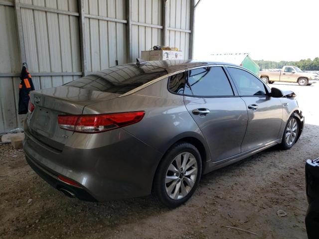Photo 3 from auction – 2017 KIA OPTIMA EX with VIN 5XXGU4L35HG163687