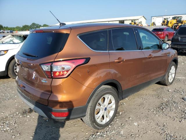 Photo 3 from auction – 2017 FORD ESCAPE SE with VIN 1FMCU9GD0HUD15136