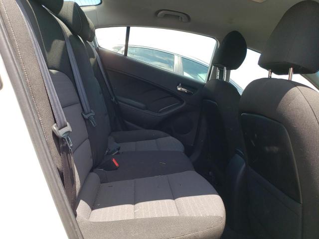 Photo 10 from auction – 2017 KIA FORTE LX with VIN 3KPFL4A75HE030148