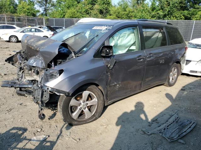 Photo 1 from auction – 2015 TOYOTA SIENNA LE with VIN 5TDKK3DC4FS534746