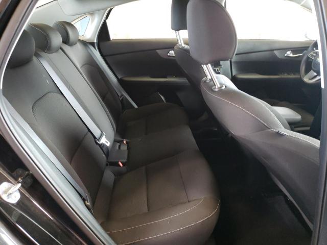 Photo 10 from auction – 2021 KIA FORTE FE with VIN 3KPF24AD3ME375861
