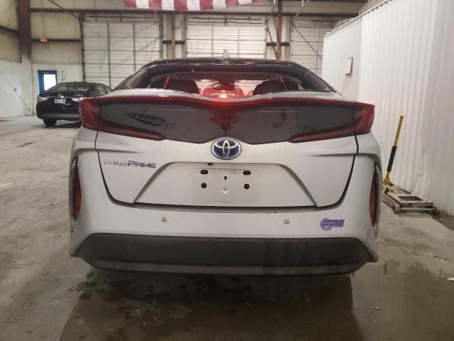 Photo 6 from auction – 2018 TOYOTA PRIUS PRIM with VIN JTDKARFP2J3097684