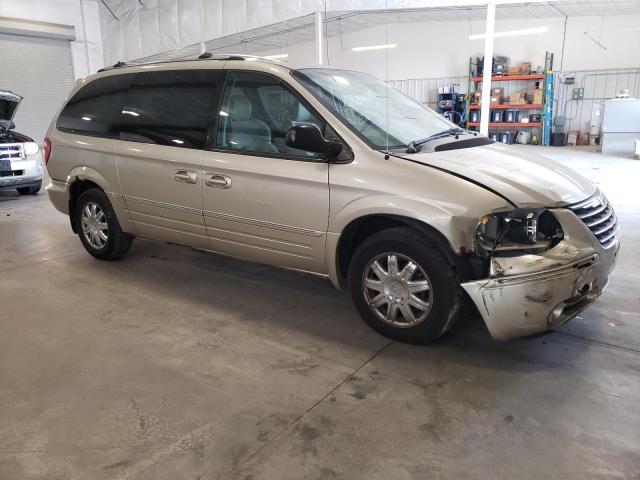 Photo 4 from auction – 2005 CHRYSLER TOWN & COU with VIN 2C8GP64L95R121431