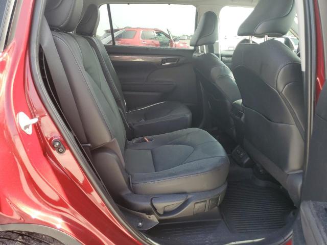 Photo 11 from auction – 2021 TOYOTA HIGHLANDER with VIN 5TDDZRBH4MS526911