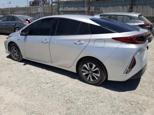 Photo 2 from auction – 2017 TOYOTA PRIUS PRIM with VIN JTDKARFP7H3066456
