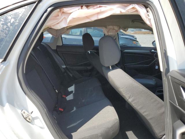 Photo 10 from auction – 2019 VOLKSWAGEN JETTA S with VIN 3VWCB7BU0KM245393