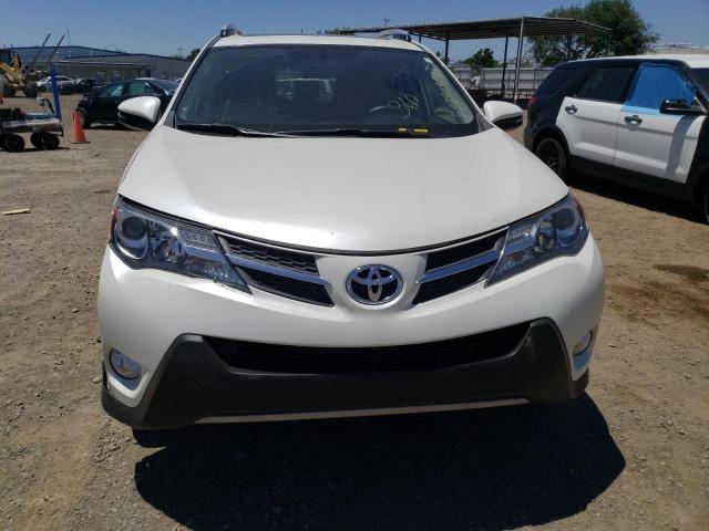 Photo 5 from auction – 2015 TOYOTA RAV4 LIMIT with VIN JTMDFREV0FD097355