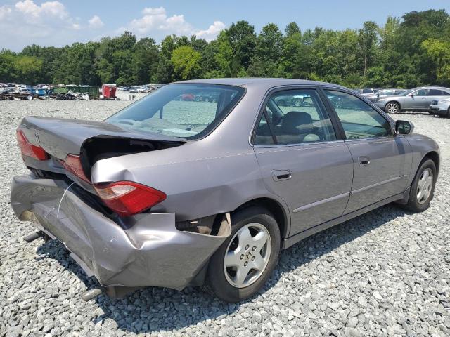 Photo 3 from auction – 2000 HONDA ACCORD with VIN 1HGCG1657YA083404