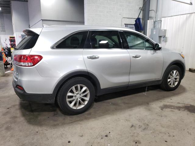 Photo 3 from auction – 2017 KIA SORENTO LX with VIN 5XYPGDA55HG222423