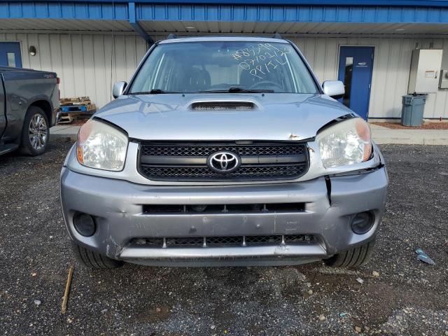 Photo 5 from auction – 2004 TOYOTA RAV4 with VIN JTEHD20V340003524