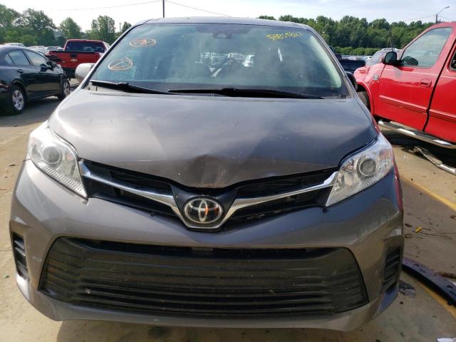 Photo 5 from auction – 2020 TOYOTA SIENNA LE with VIN 5TDKZ3DC6LS065702