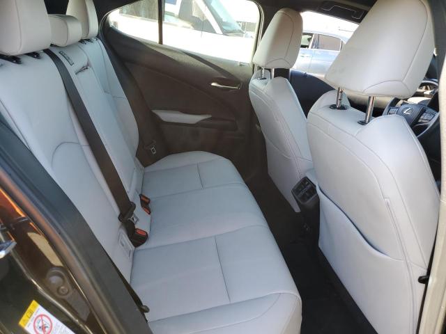 Photo 10 from auction – 2019 LEXUS UX 200 with VIN JTHY3JBH3K2016945