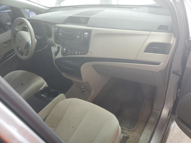 Photo 8 from auction – 2013 TOYOTA SIENNA LE with VIN 5TDKK3DC2DS343243
