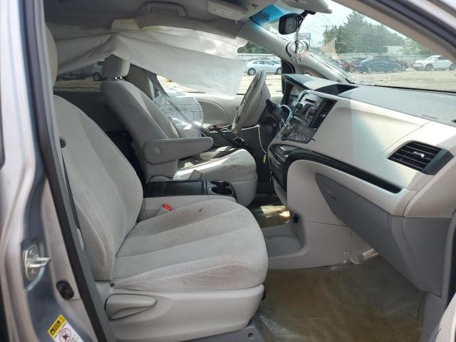 Photo 7 from auction – 2014 TOYOTA SIENNA LE with VIN 5TDKK3DC6ES432198