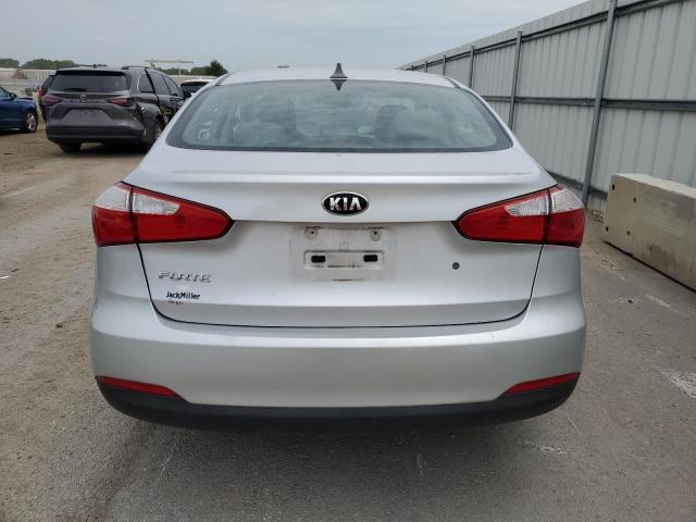 Photo 6 from auction – 2015 KIA FORTE LX with VIN KNAFK4A67F5371504