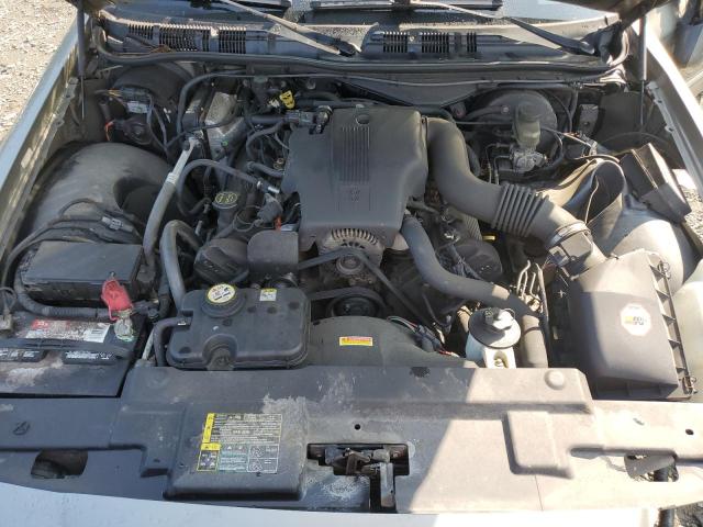 Photo 11 from auction – 2003 MERCURY GRAND MARQ with VIN 2MEFM74W93X678983