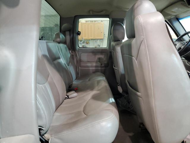 Photo 10 from auction – 2003 CHEVROLET SILVERADO with VIN 2GCEK19TX31105088