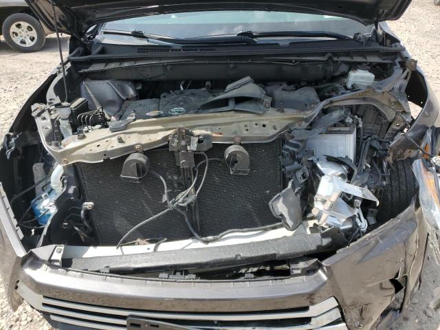 Photo 12 from auction – 2017 TOYOTA HIGHLANDER with VIN 5TDJZRFH4HS460993