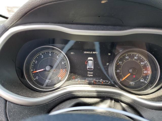Photo 9 from auction – 2014 JEEP CHEROKEE T with VIN 1C4PJMBS4EW161182