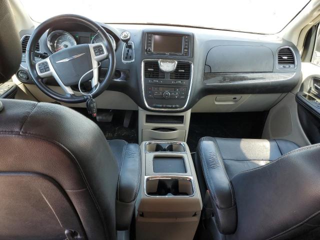 Photo 8 from auction – 2015 CHRYSLER TOWN & COU with VIN 2C4RC1BG7FR696322