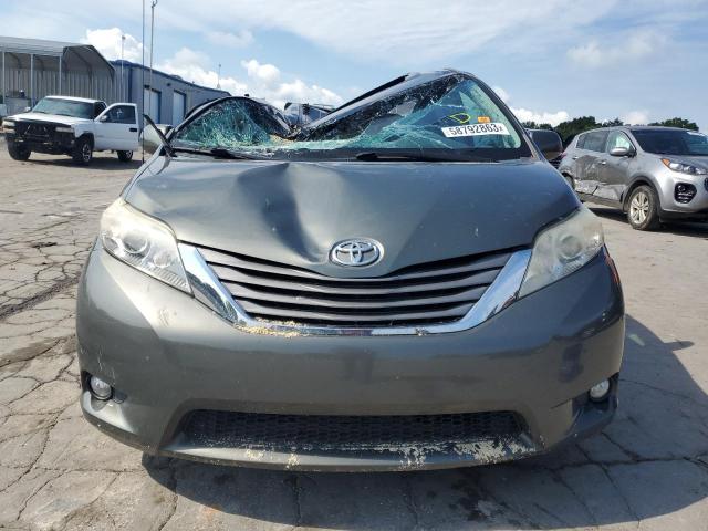 Photo 5 from auction – 2013 TOYOTA SIENNA XLE with VIN 5TDYK3DC1DS290707