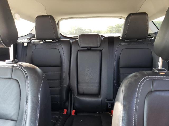 Photo 10 from auction – 2018 FORD ESCAPE SEL with VIN 1FMCU0HD9JUD43744