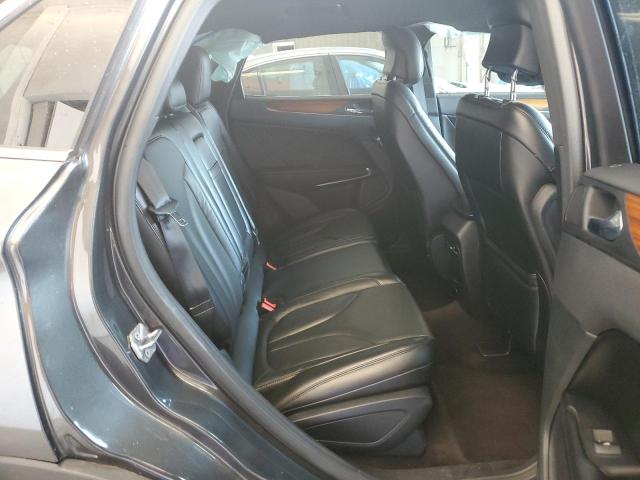 Photo 11 from auction – 2017 LINCOLN MKC RESERV with VIN 5LMCJ3C93HUL16091