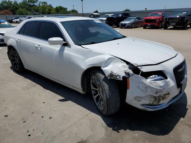 Photo 4 from auction – 2016 CHRYSLER 300 LIMITE with VIN 2C3CCAAG7GH219568