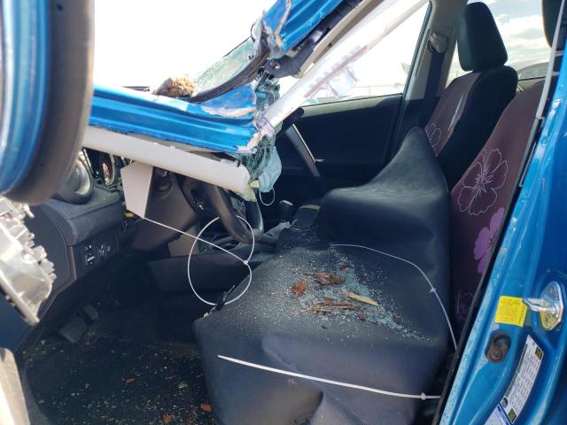 Photo 7 from auction – 2018 TOYOTA RAV4 LE with VIN 2T3BFREV5JW728393