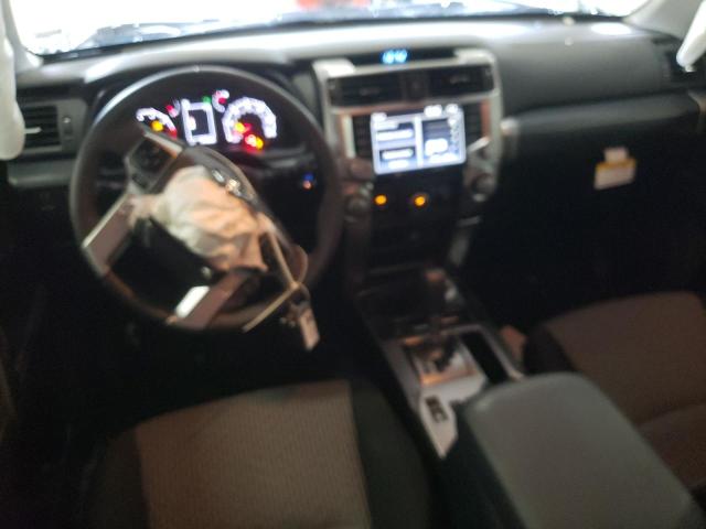 Photo 8 from auction – 2023 TOYOTA 4RUNNER SE with VIN JTEMU5JR5P6142671