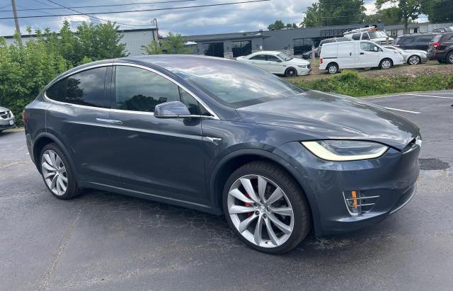 TESLA MODEL X 2016 с VIN 5YJXCBE43GFS00850 - Снимка от търг