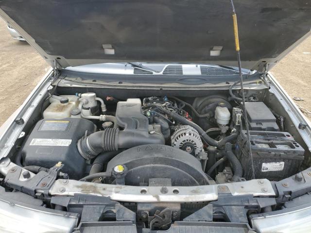 Photo 12 from auction – 2004 BUICK RAINIER CX with VIN 5GAET13PX42282073