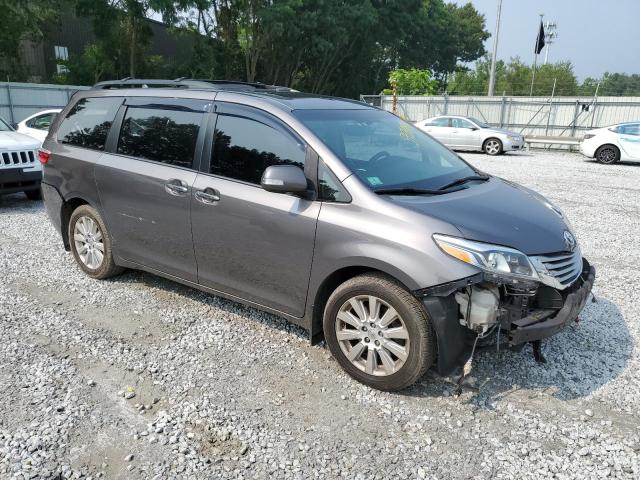 Photo 4 from auction – 2015 TOYOTA SIENNA XLE with VIN 5TDDK3DC5FS095484