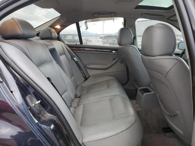 Photo 10 from auction – 1999 BMW 328 I AUTO with VIN WBAAM5330XFR02714