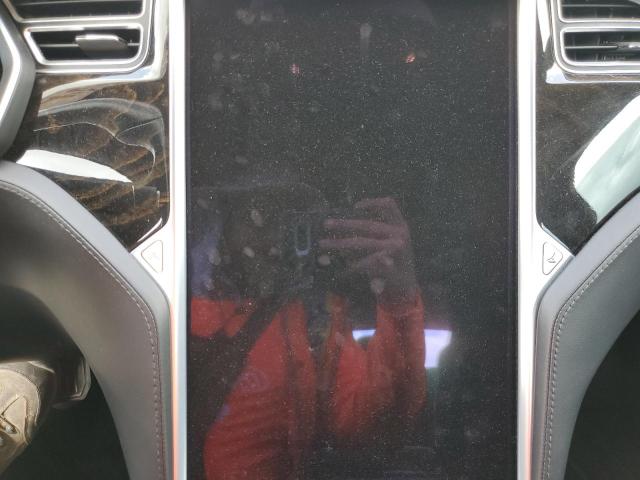 Photo 9 from auction – 2016 TESLA MODEL S with VIN 5YJSA1E16GF150610