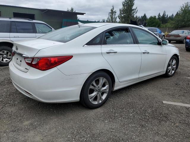 Photo 3 from auction – 2011 HYUNDAI SONATA SE with VIN 5NPEC4AC8BH061972