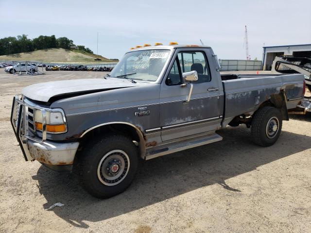 FORD F250 1992 with VIN 2FTHF26M2NCA10584 - Photo from auction