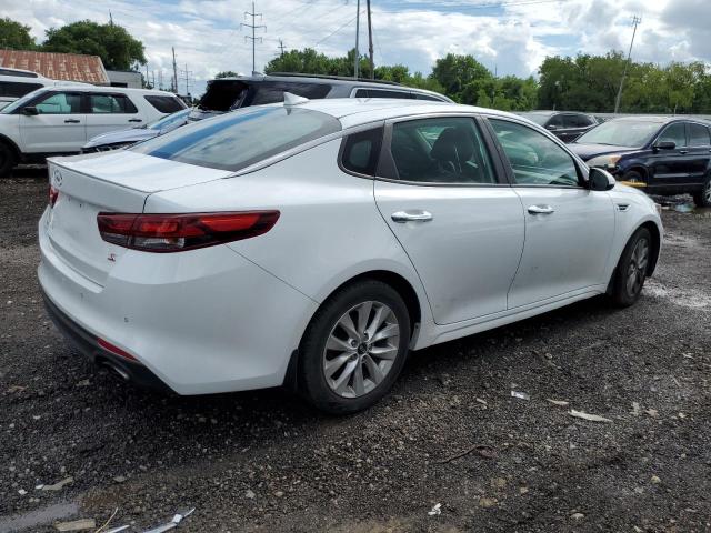 Photo 3 from auction – 2018 KIA OPTIMA LX with VIN 5XXGT4L37JG214566