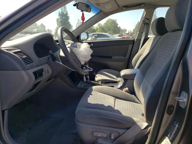 Photo 7 from auction – 2005 TOYOTA CAMRY LE with VIN 4T1BE32K35U981415