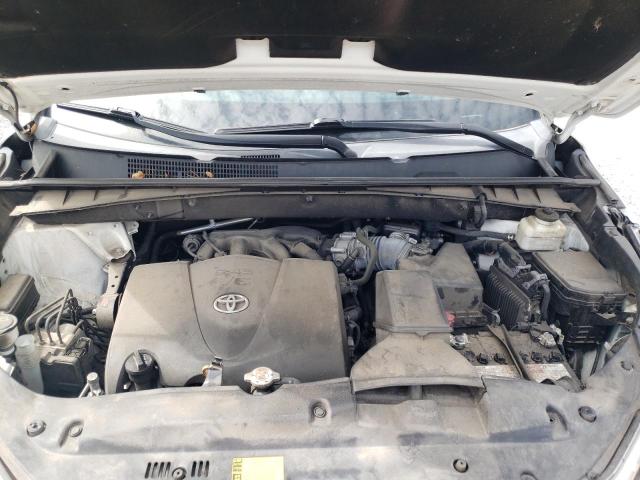 Photo 12 from auction – 2018 TOYOTA HIGHLANDER with VIN 5TDJZRFH9JS546273