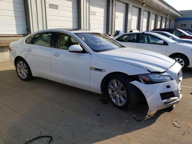 Photo 4 from auction – 2016 JAGUAR XF PREMIUM with VIN SAJBJ4BV9GCY16849