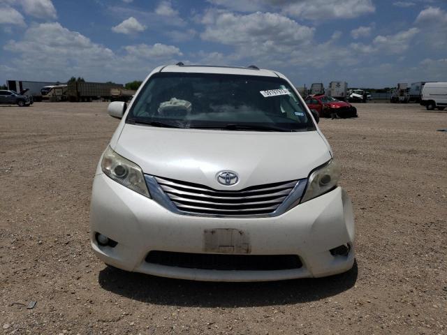 Photo 5 from auction – 2015 TOYOTA SIENNA XLE with VIN 5TDYK3DC5FS666764