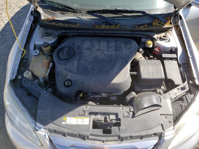 Photo 11 from auction – 2011 CHRYSLER 200 LIMITE with VIN 1C3BC2FG3BN575560