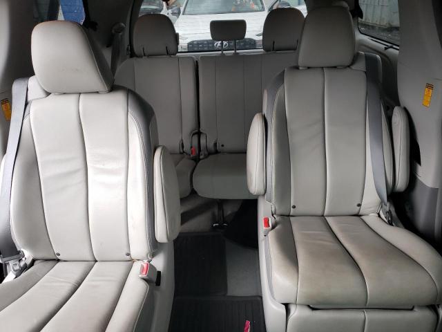 Photo 10 from auction – 2014 TOYOTA SIENNA XLE with VIN 5TDYK3DC6ES425701