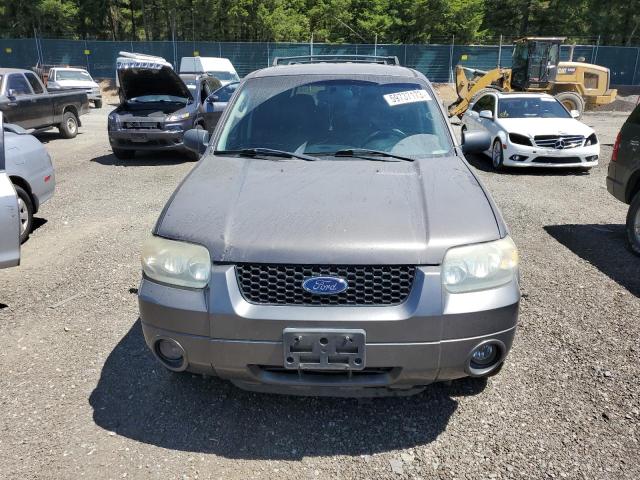 Photo 5 from auction – 2006 FORD ESCAPE LIM with VIN 1FMYU04196KA42105