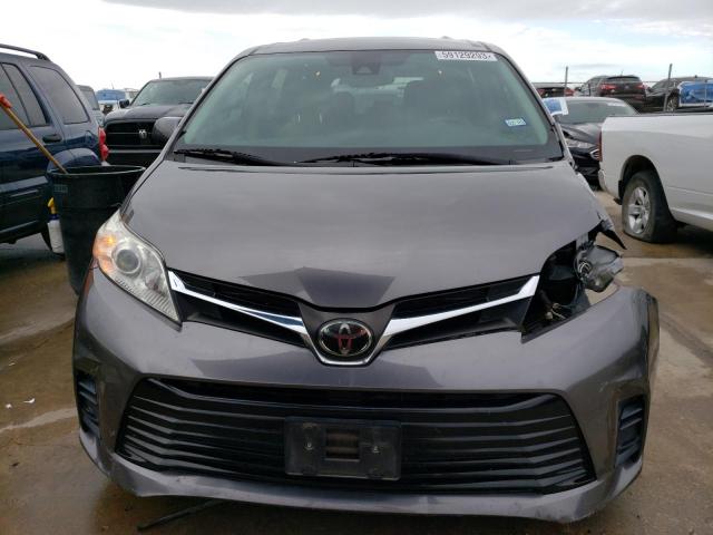Photo 5 from auction – 2018 TOYOTA SIENNA LE with VIN 5TDKZ3DCXJS906918