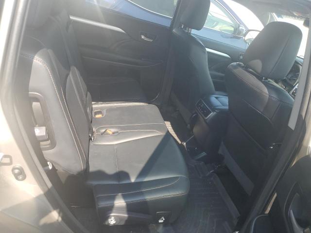 Photo 10 from auction – 2015 TOYOTA HIGHLANDER with VIN 5TDJKRFH1FS217725