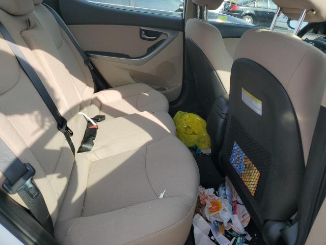 Photo 10 from auction – 2016 HYUNDAI ELANTRA SE with VIN 5NPDH4AE1GH772256